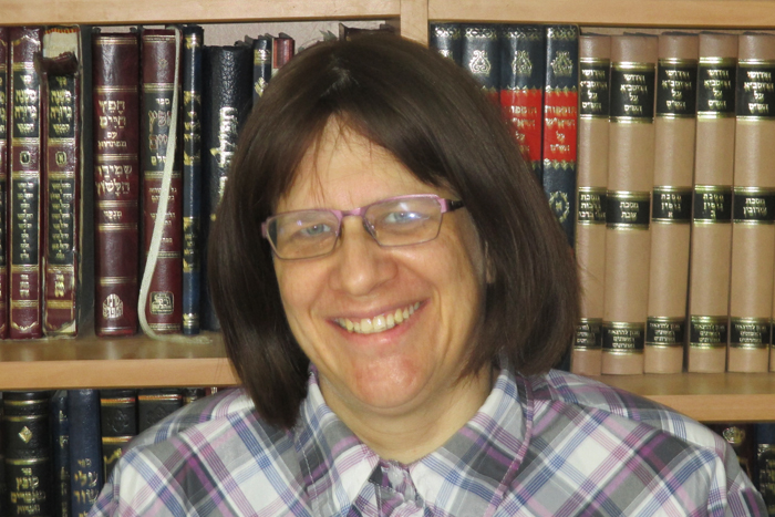 Profile photo of Rebbetzin Shira Smiles